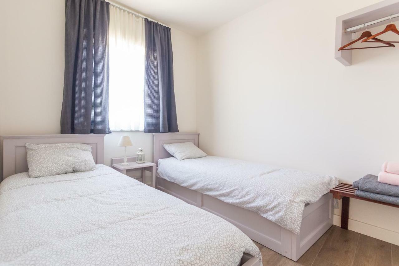 Appartement Adorma Hum Extérieur photo