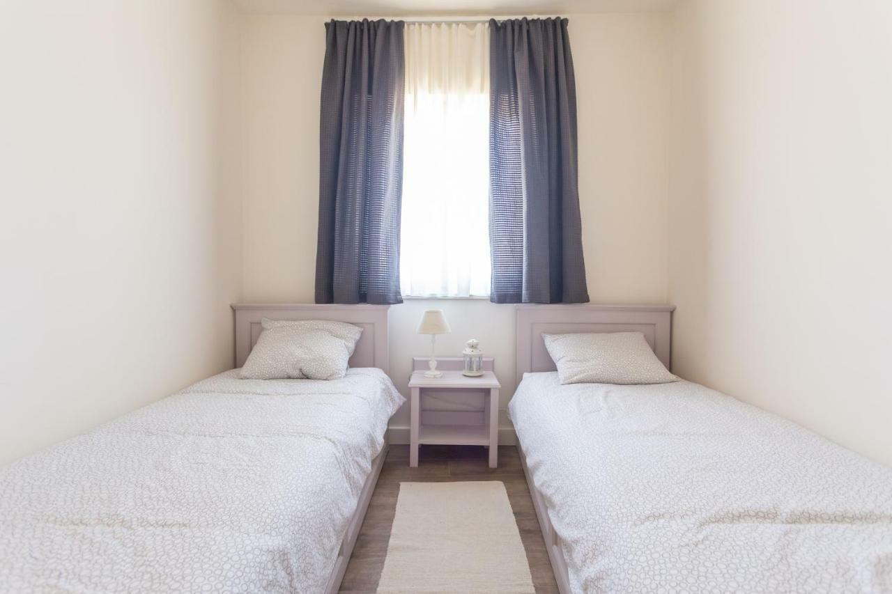 Appartement Adorma Hum Extérieur photo