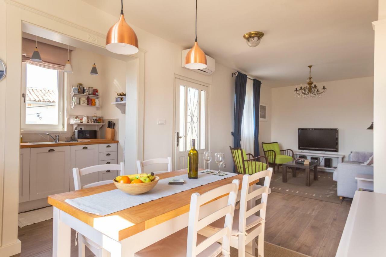 Appartement Adorma Hum Extérieur photo
